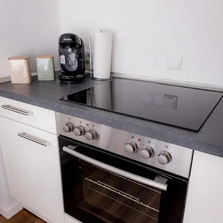 Come4stay - Seidenhof I Voll Ausgestattete Kueche I Balkon I Badezimmer *