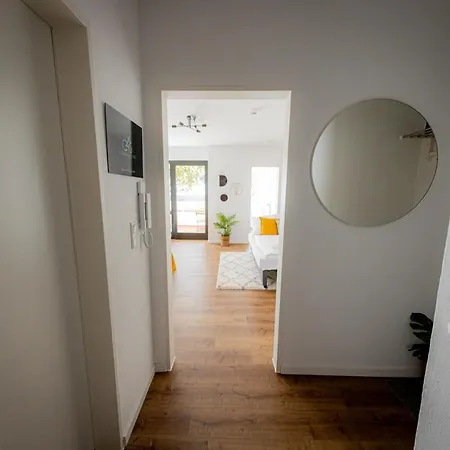 Come4stay - Seidenhof I Voll Ausgestattete Kueche I Balkon I Badezimmer * Passau