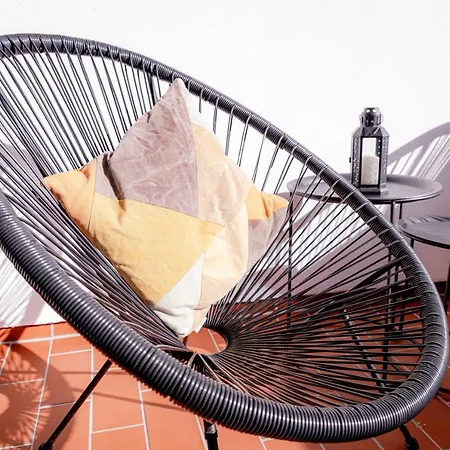 Apartment Come4stay - Seidenhof I Voll Ausgestattete Küche I Balkon I Badezimmer