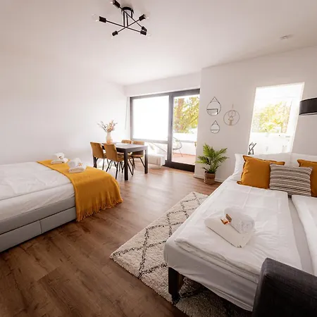 Apartment Come4stay - Seidenhof I Voll Ausgestattete Küche I Balkon I Badezimmer Passau