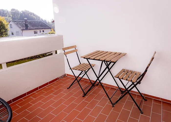 Apartment Come4stay - Seidenhof I Voll Ausgestattete Kuche I Balkon I Badezimmer *