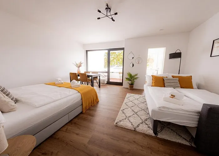 Come4stay - Seidenhof I Voll Ausgestattete Kuche I Balkon I Badezimmer *