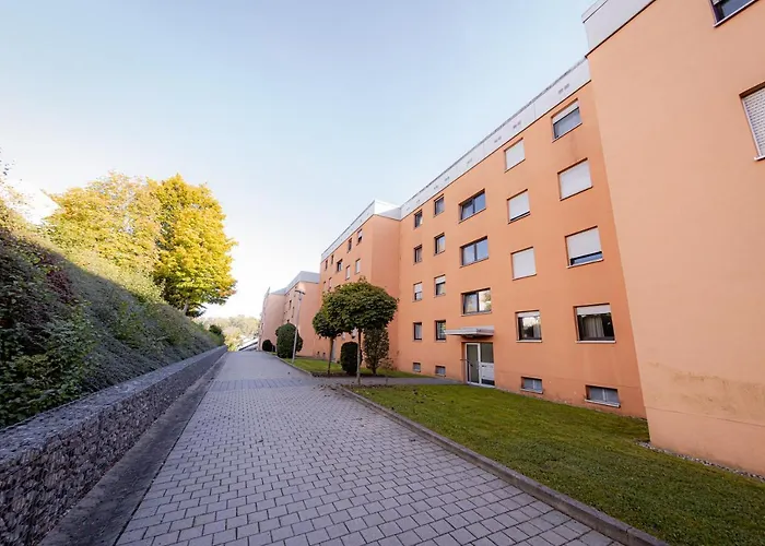 Come4stay - Seidenhof I Voll Ausgestattete Kuche I Balkon I Badezimmer * Passau