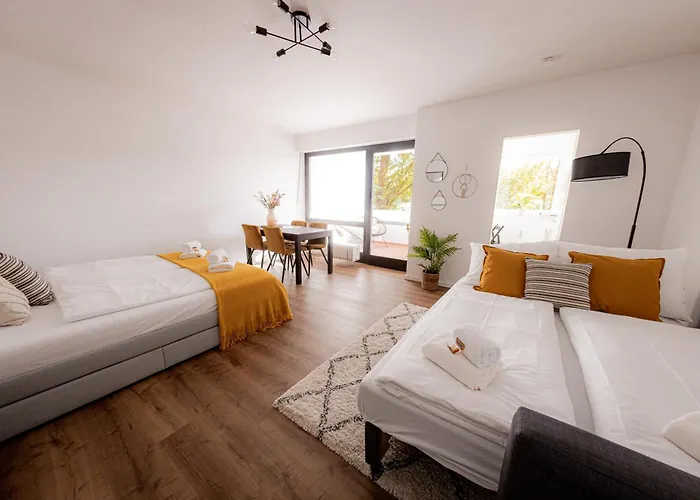 Apartment Come4stay - Seidenhof I Voll Ausgestattete Kuche I Balkon I Badezimmer Passau